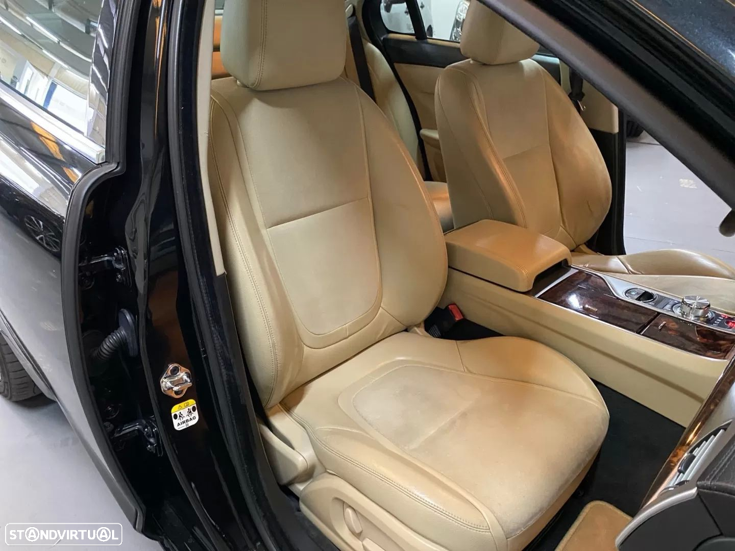 Jaguar XF 2.2 D Premium Luxury - 18