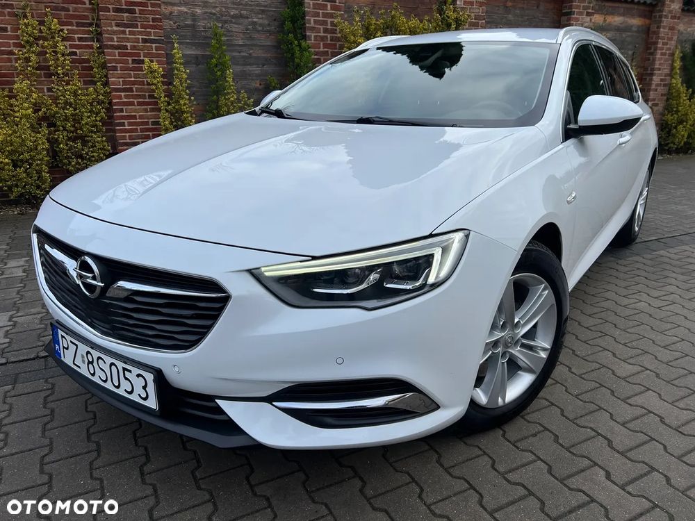 Opel Insignia - 2