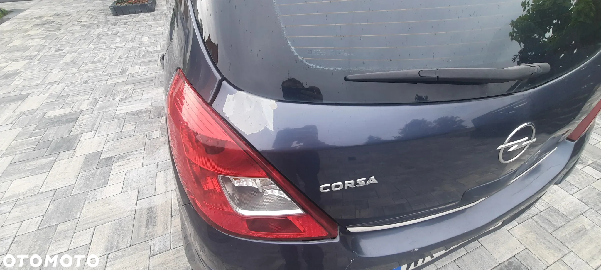 Opel Corsa 1.2 16V Enjoy - 11