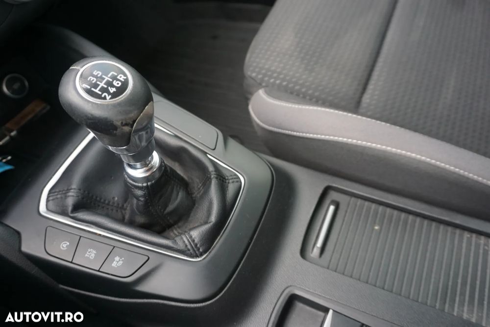 Ford Focus 1.0 EcoBoost Trend - 10