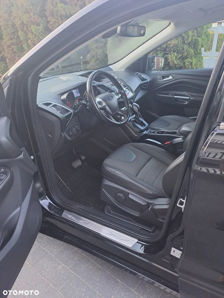 Ford Kuga 2.0 TDCi 4x4 Titanium - 6