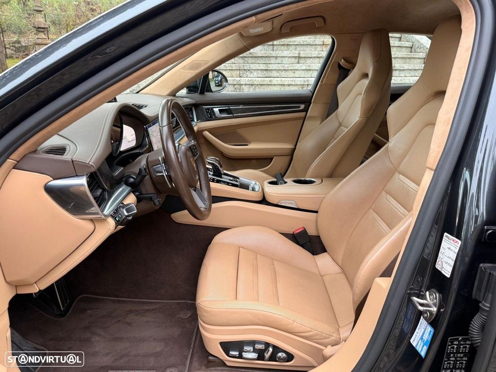 Porsche Panamera 4 S - 9