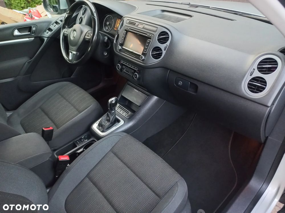 Volkswagen Tiguan 2.0 TDI DPF 4Motion DSG Sport & Style - 28