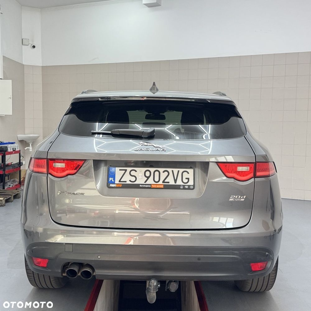 Jaguar F-Pace 2.0 i4D RWD R-Sport - 6