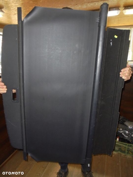 ROLETA BAGAŻNIKA SKODA OCTAVIA II 2