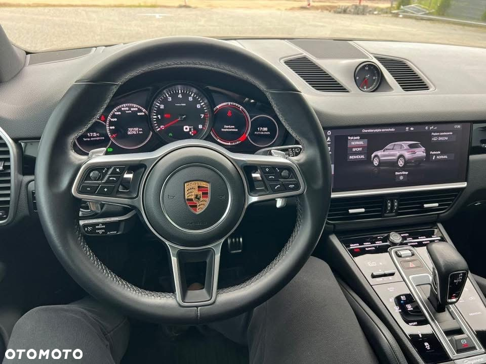 Porsche Cayenne S - 10