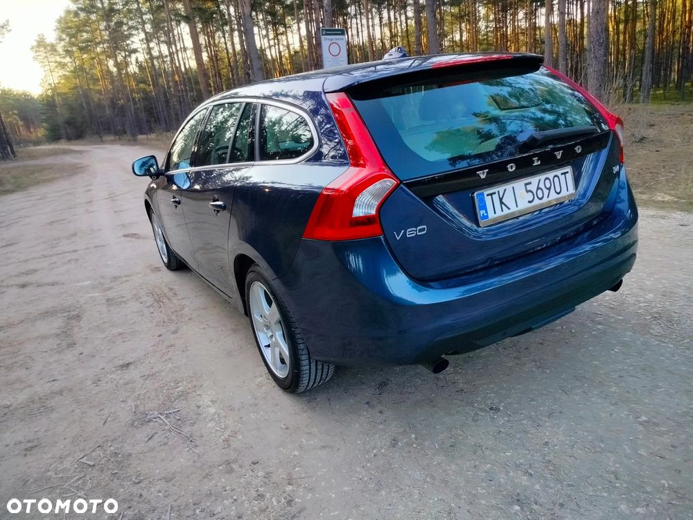 Volvo V60 T4 Edition - 8