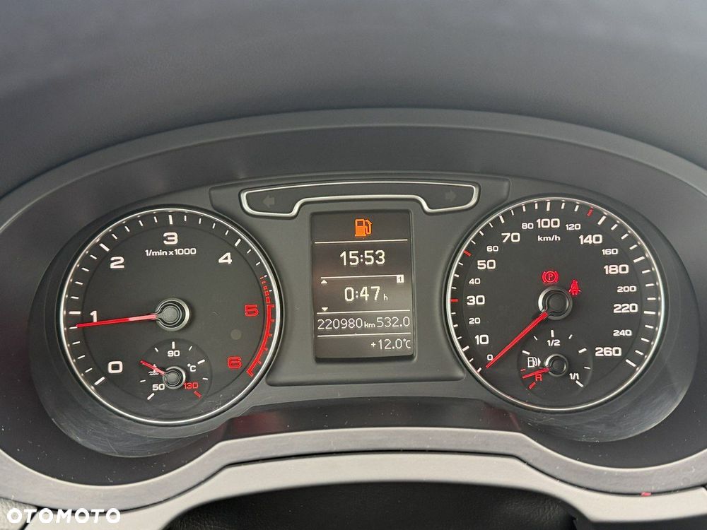 Audi Q3 2.0 TDI - 27