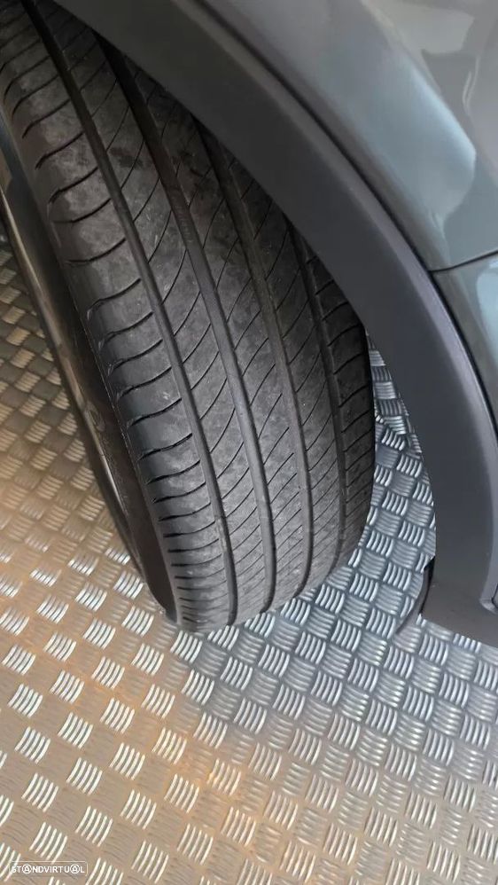 Volvo XC 40 1.5 T3 Inscription Tech Edition - 35