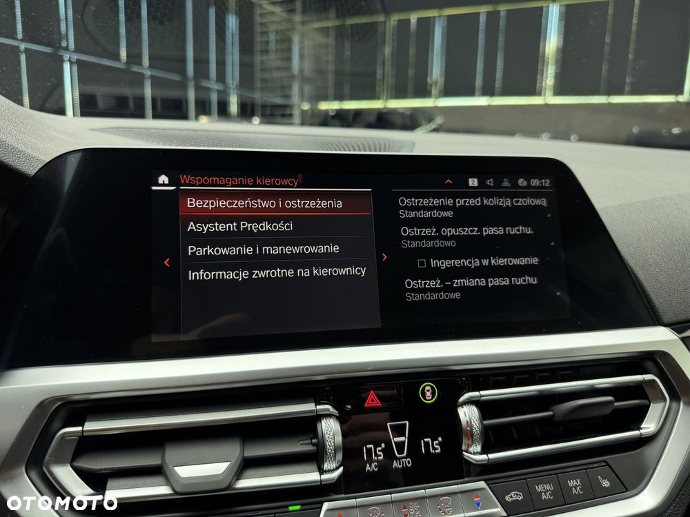 BMW Seria 3 320i Advantage - 34