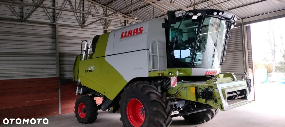 Claas TUCANO 570 - 5