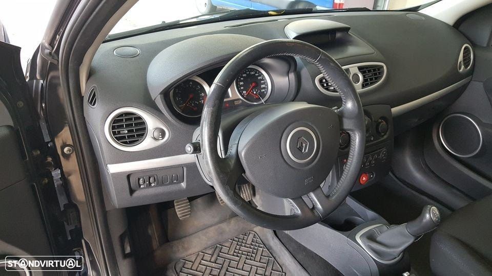 Renault Clio - 5