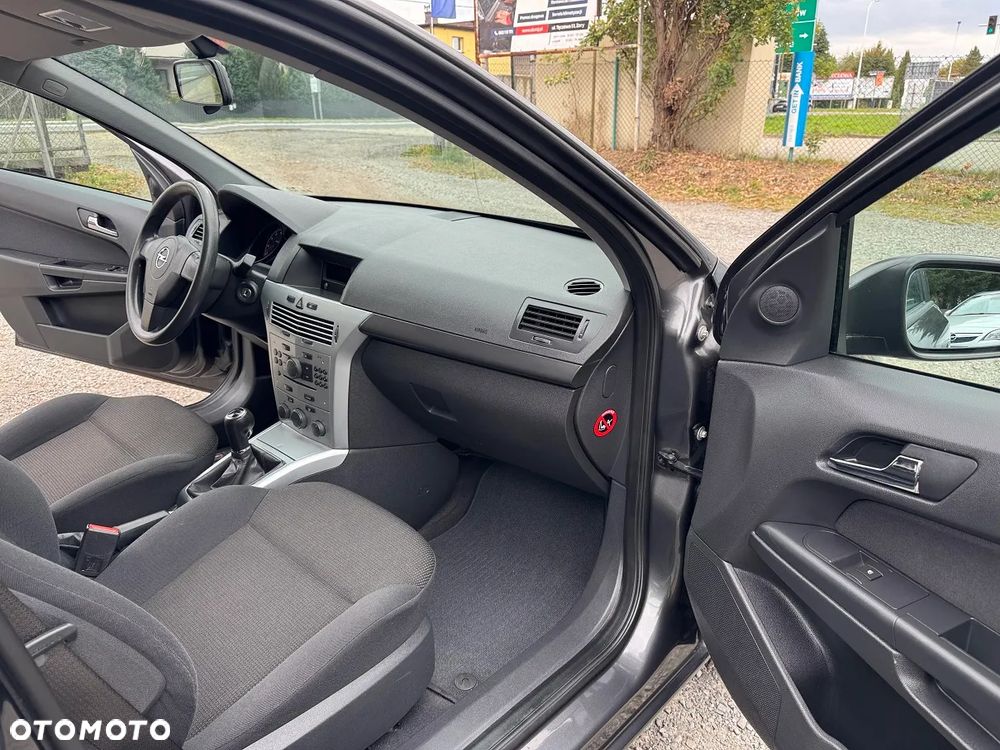 Opel Astra - 28