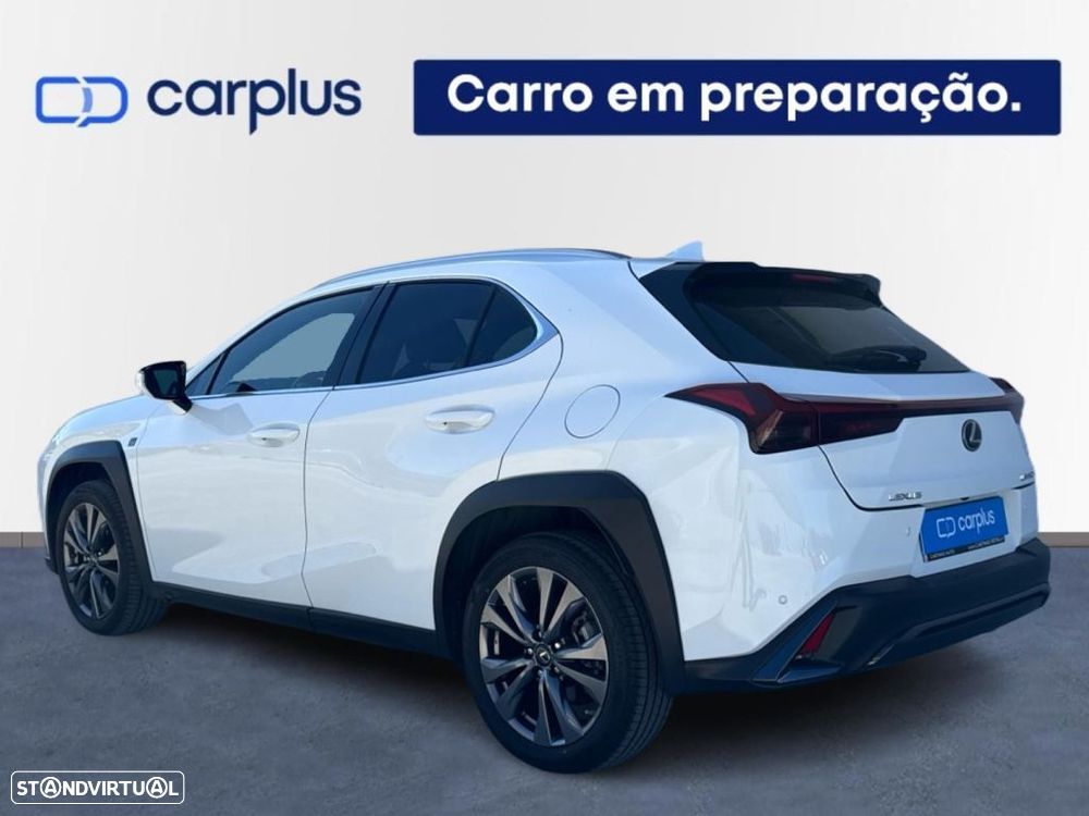 Lexus UX 250h Luxury - 2