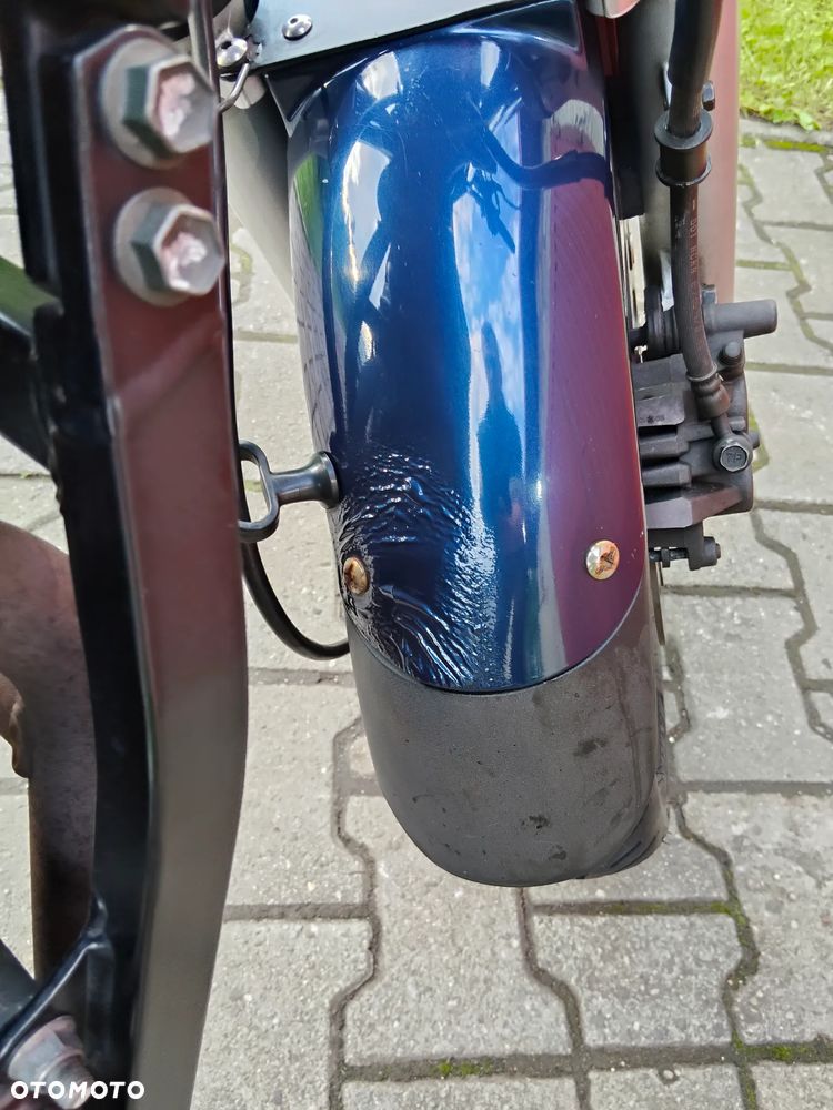 Suzuki GS - 15