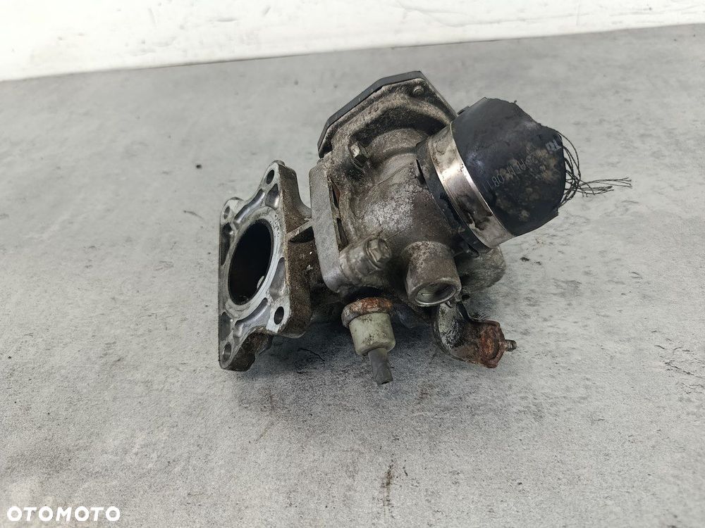 PRZEPUSTNICA TOYOTA YARIS II 26100-0N030 - 4
