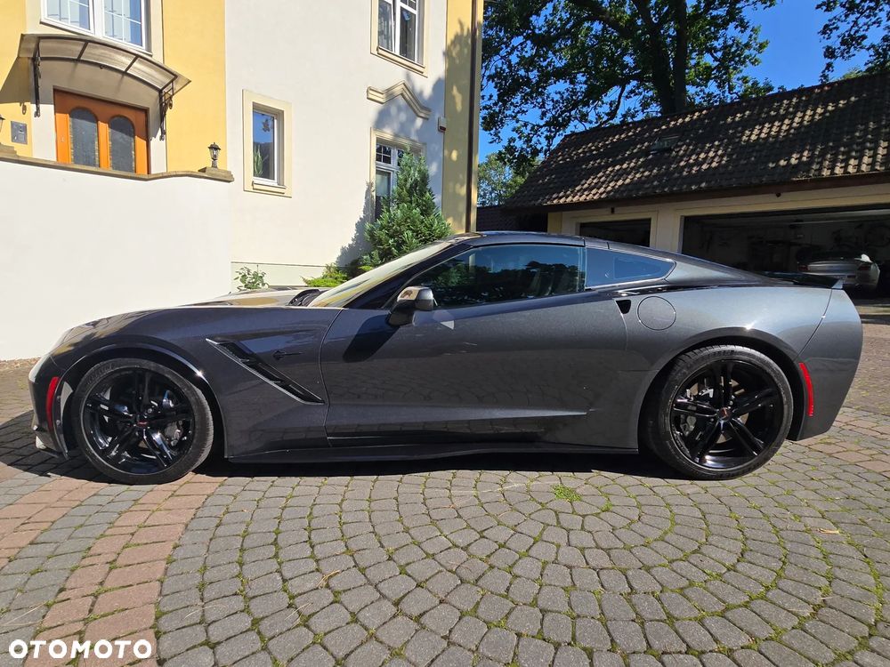 Chevrolet Corvette - 7