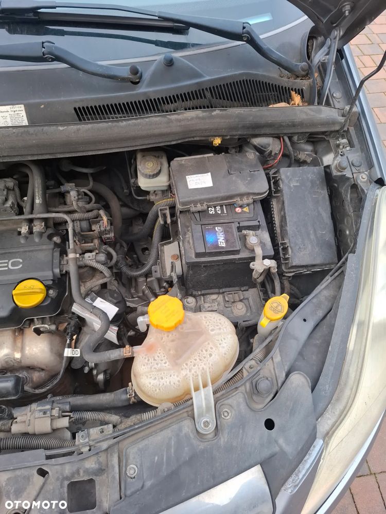 Opel Corsa 1.2 16V Enjoy - 13