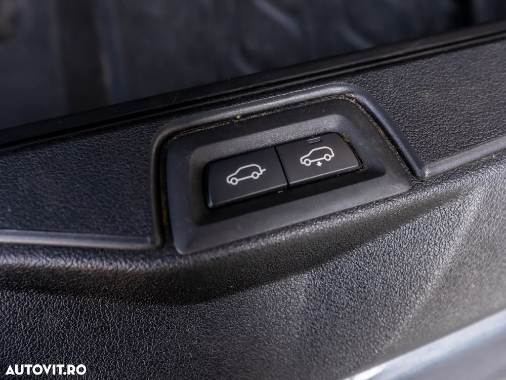 BMW X5 xDrive45e - 38