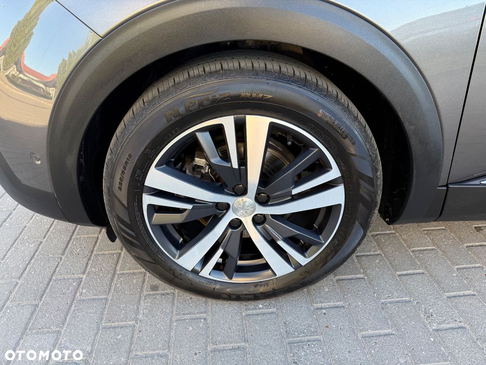Peugeot 3008 THP 165 EAT6 Stop & Start Allure - 12