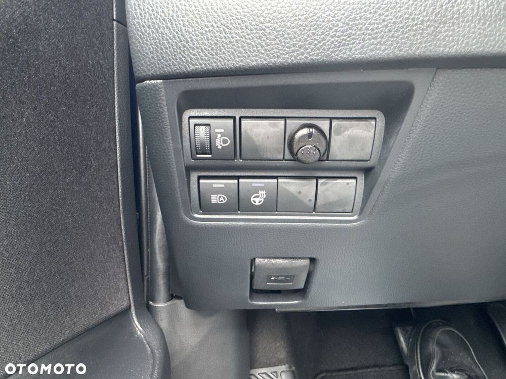 Toyota Yaris Hybrid 1.5 Style - 22