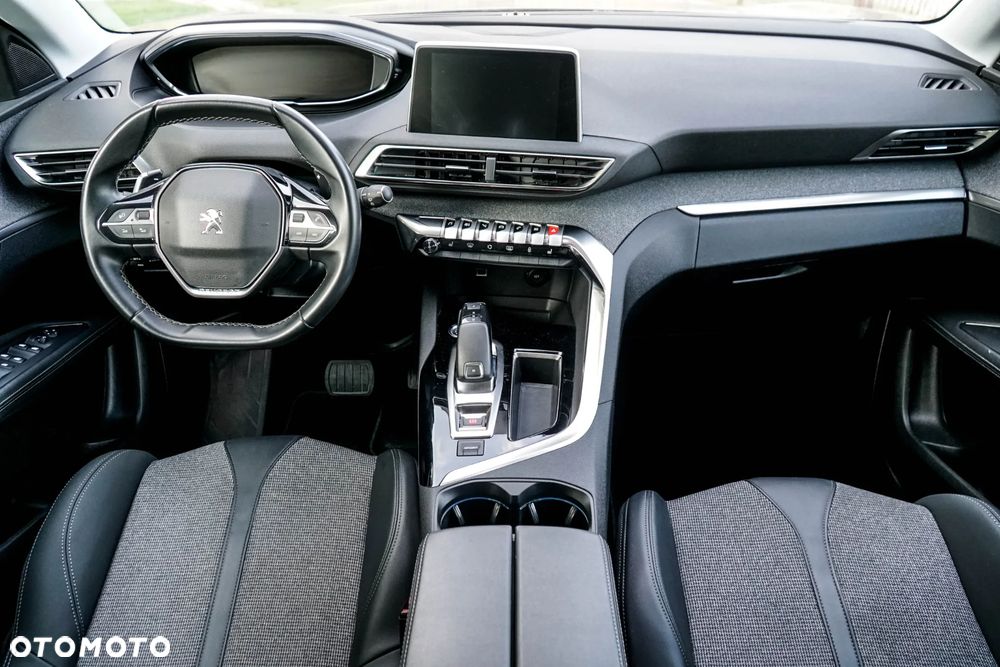 Peugeot 3008 BlueHDi 130 Stop & Start EAT8 Allure - 25