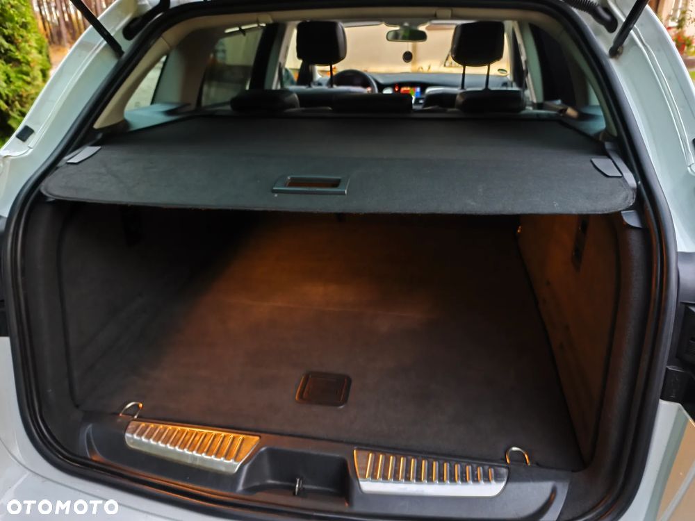 Renault Laguna dCi 150 FAP GT - 27