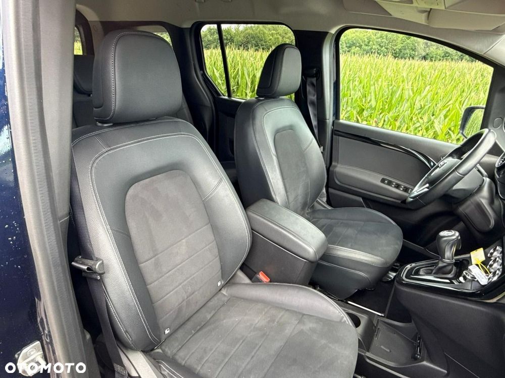 Mercedes-Benz EQT 200 Premium Plus - 23