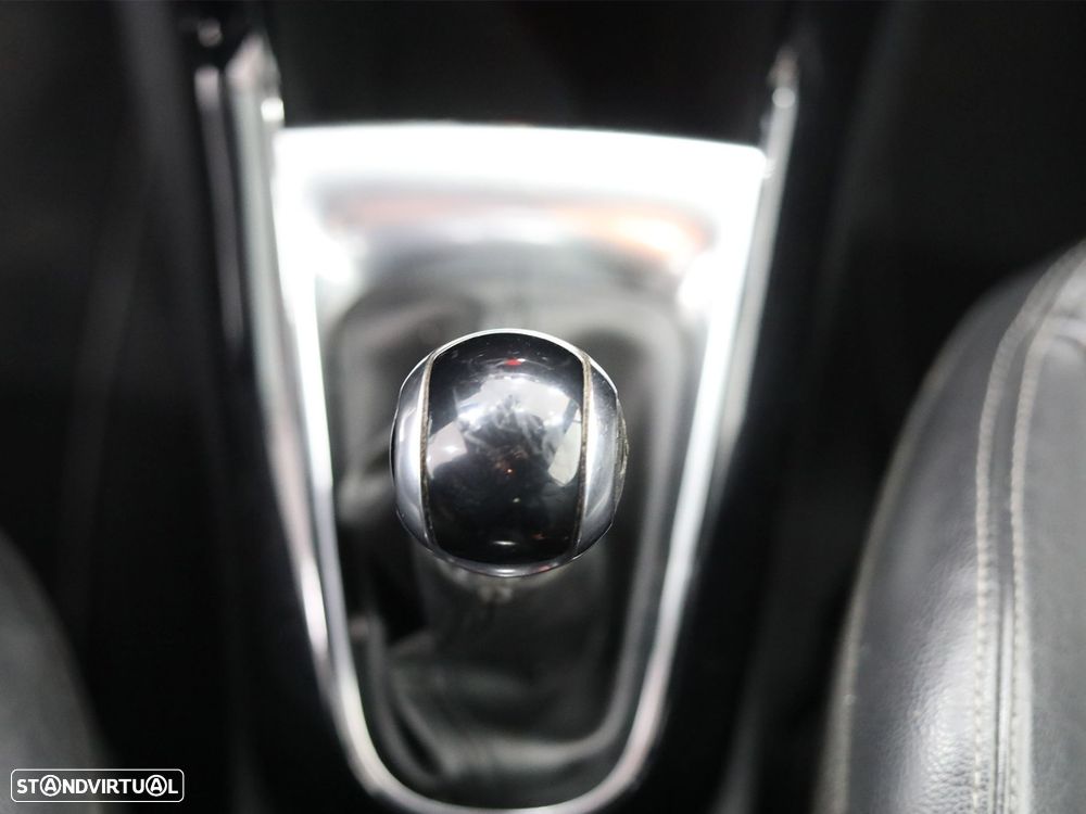 Citroën DS3 1.6 e-HDi So Chic - 20