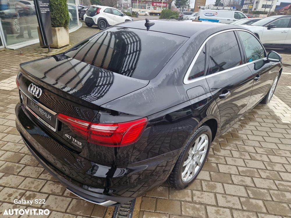 Audi A4 2.0 40 TFSI quattro S tronic MHEV Basic - 6