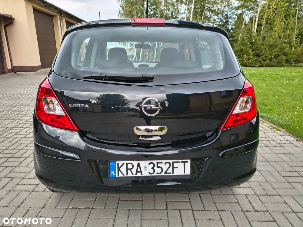 Opel Corsa 1.2 16V Cosmo - 10