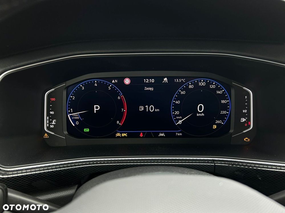 Volkswagen T-Cross - 16