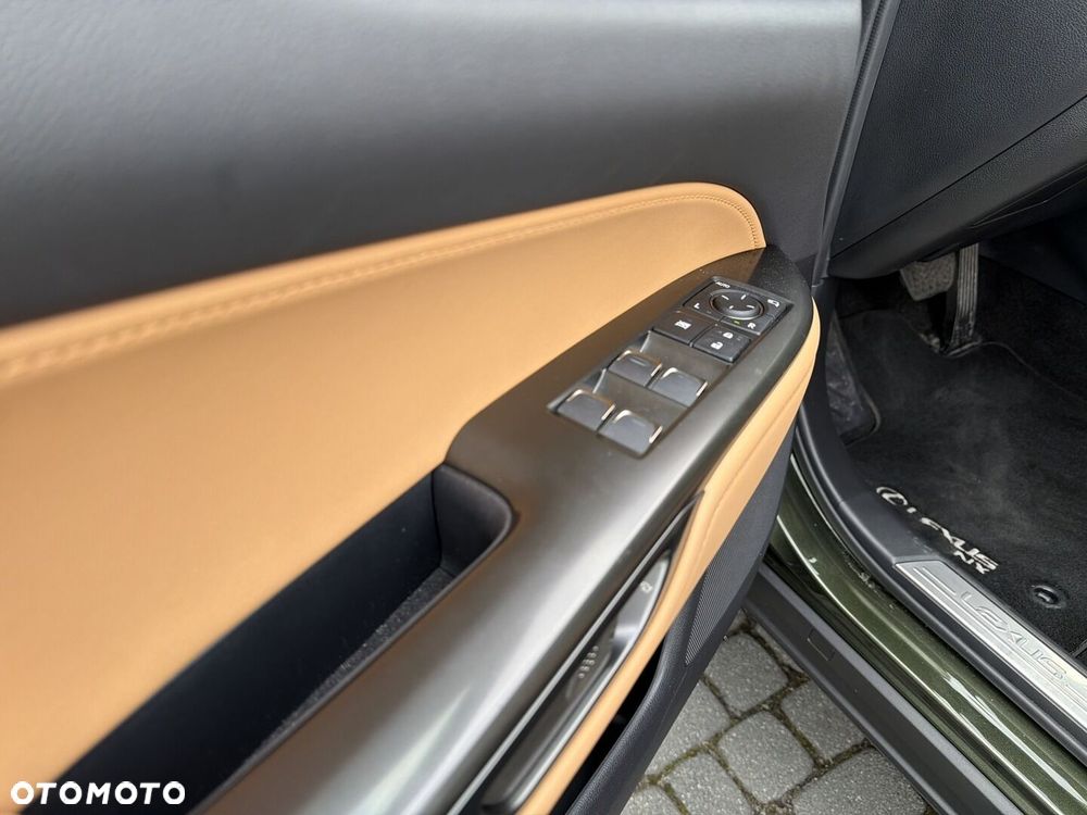 Lexus NX - 30