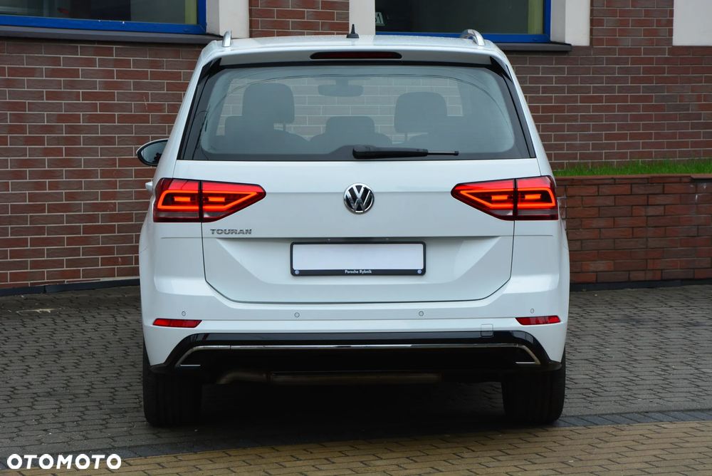 Volkswagen Touran - 14