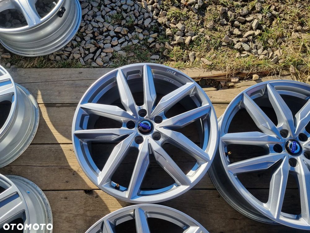 FORD S-MAX,GALAXY,MONDEO,KUGA,VOLVO S60 alu 7,5x19 ET46 5x108 4szt,super - 8