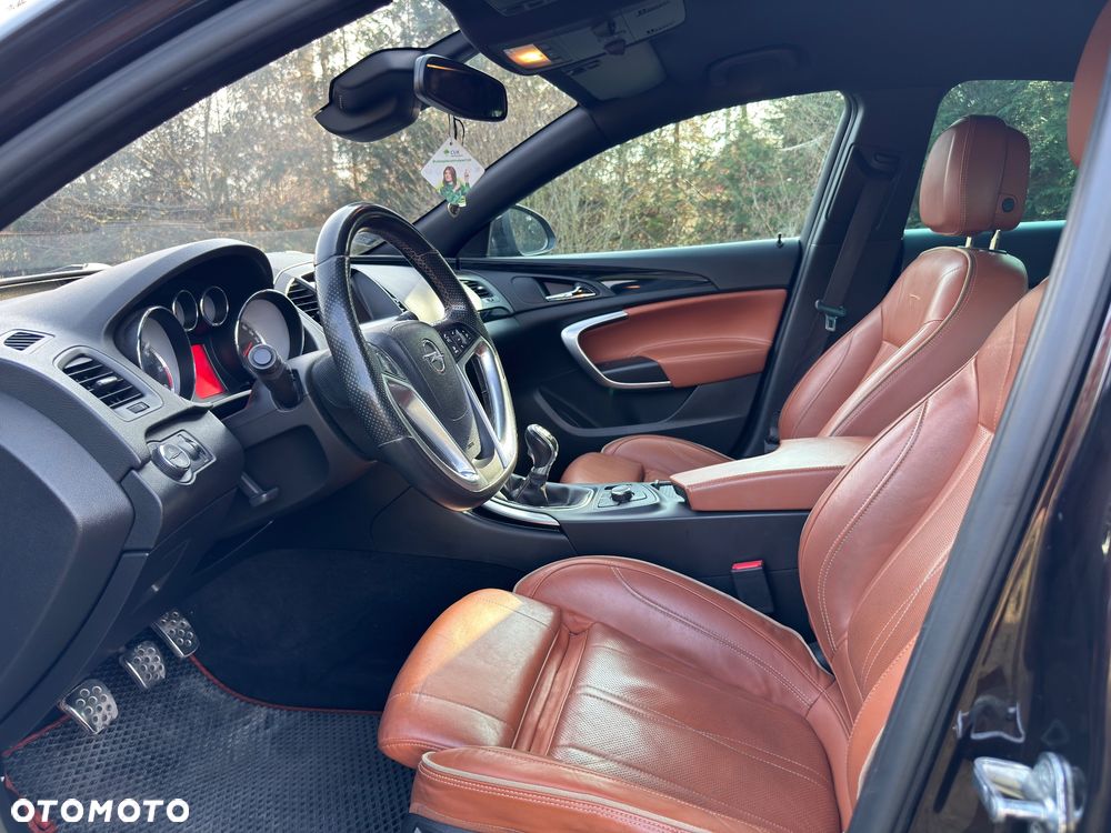 Opel Insignia - 8