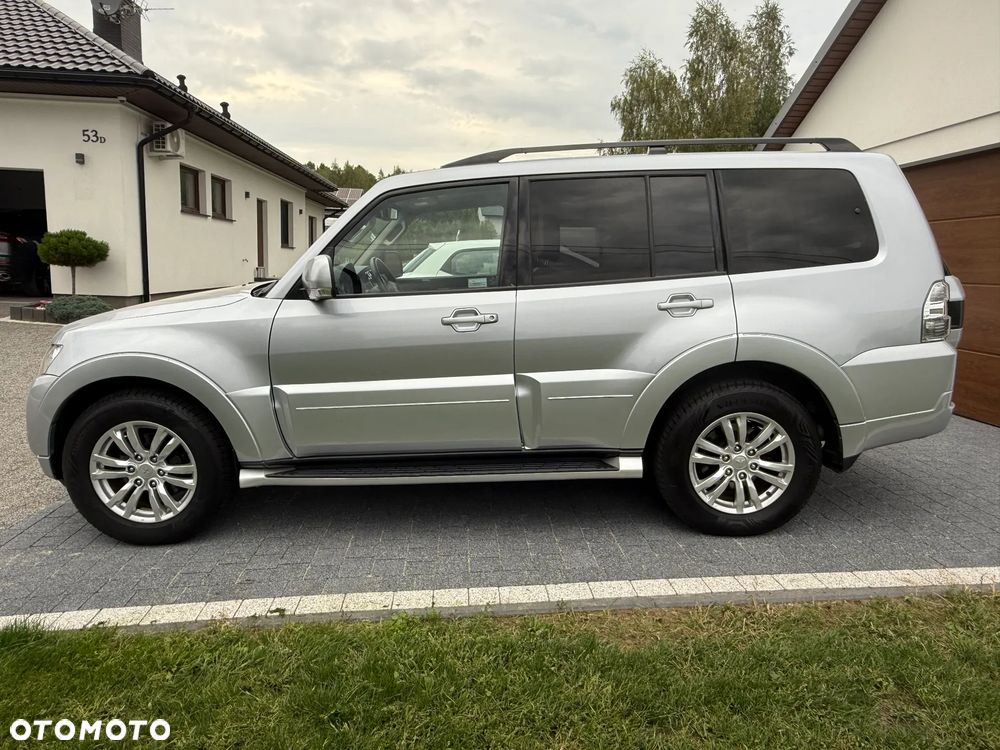 Mitsubishi Pajero 3.2 DID Instyle EU6 - 29