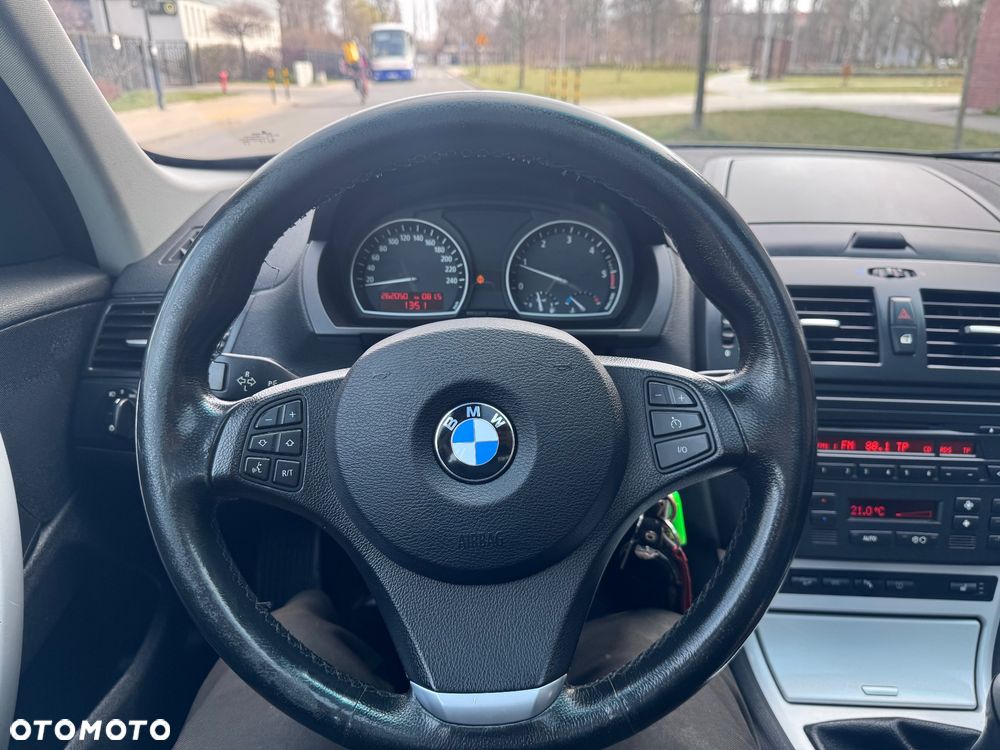 BMW X3 2.0d - 10