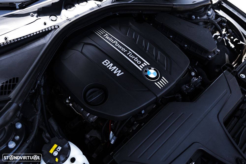 BMW 320 d Touring xDrive Pack M Auto - 18