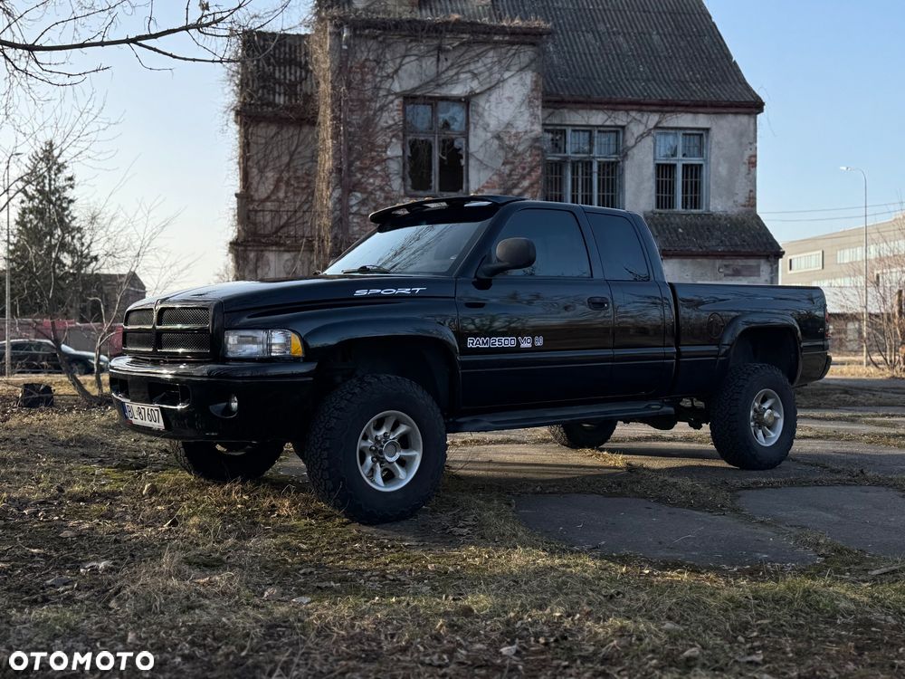 Dodge RAM 8.0 V10 - 8