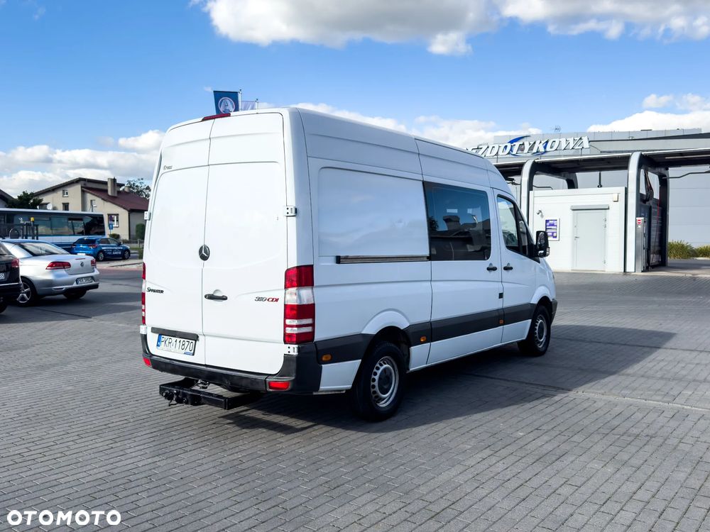 Mercedes-Benz SPRINTER - 7