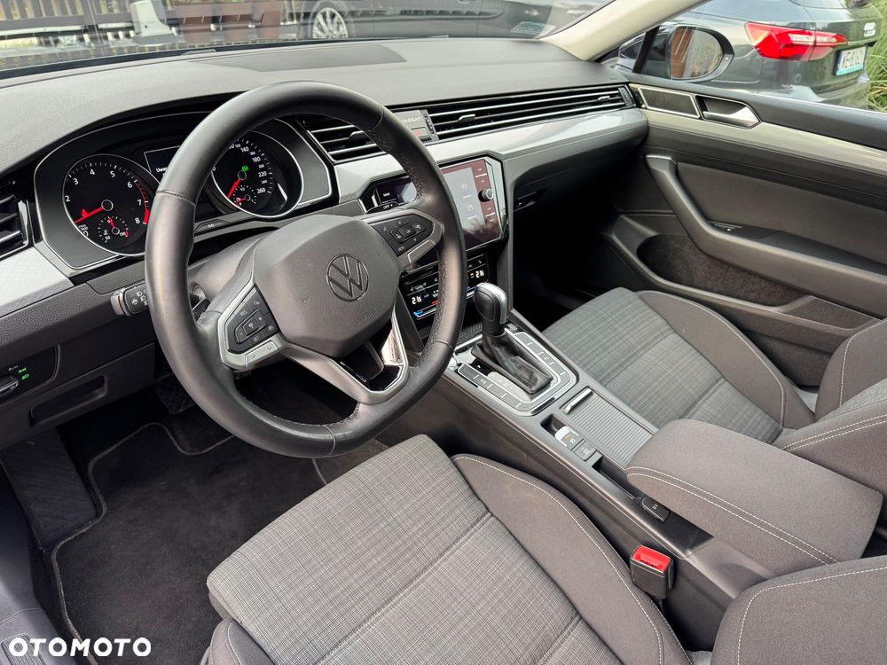 Volkswagen Passat 2.0 TSI Business DSG - 9