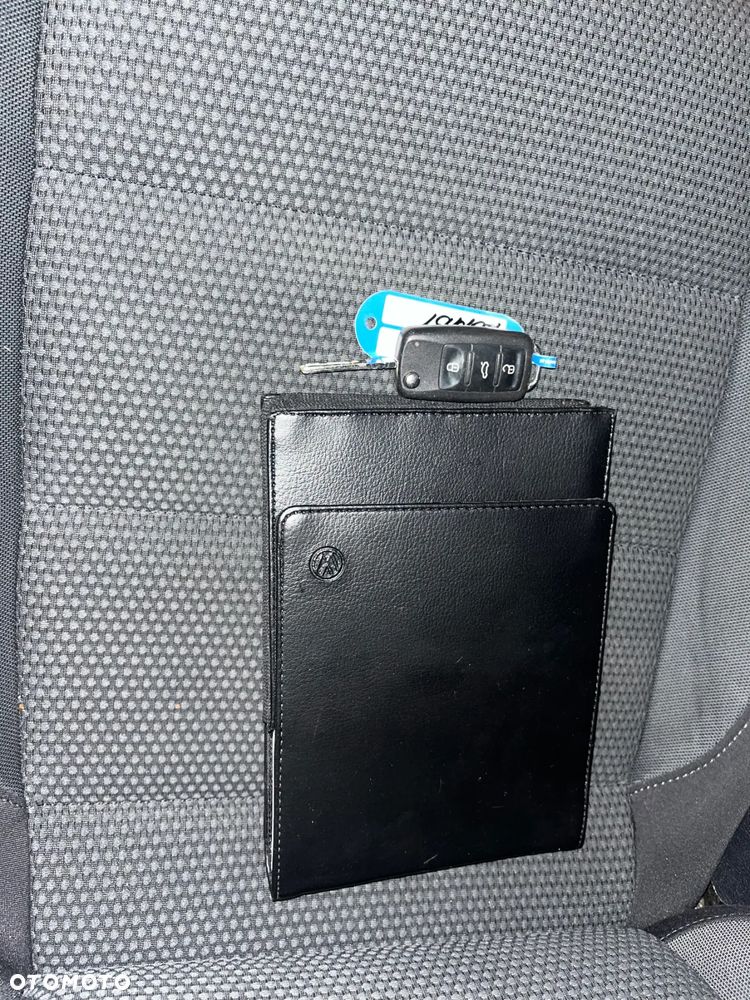 Volkswagen Golf 1.2 TSI BlueMotion Technology Comfortline - 38