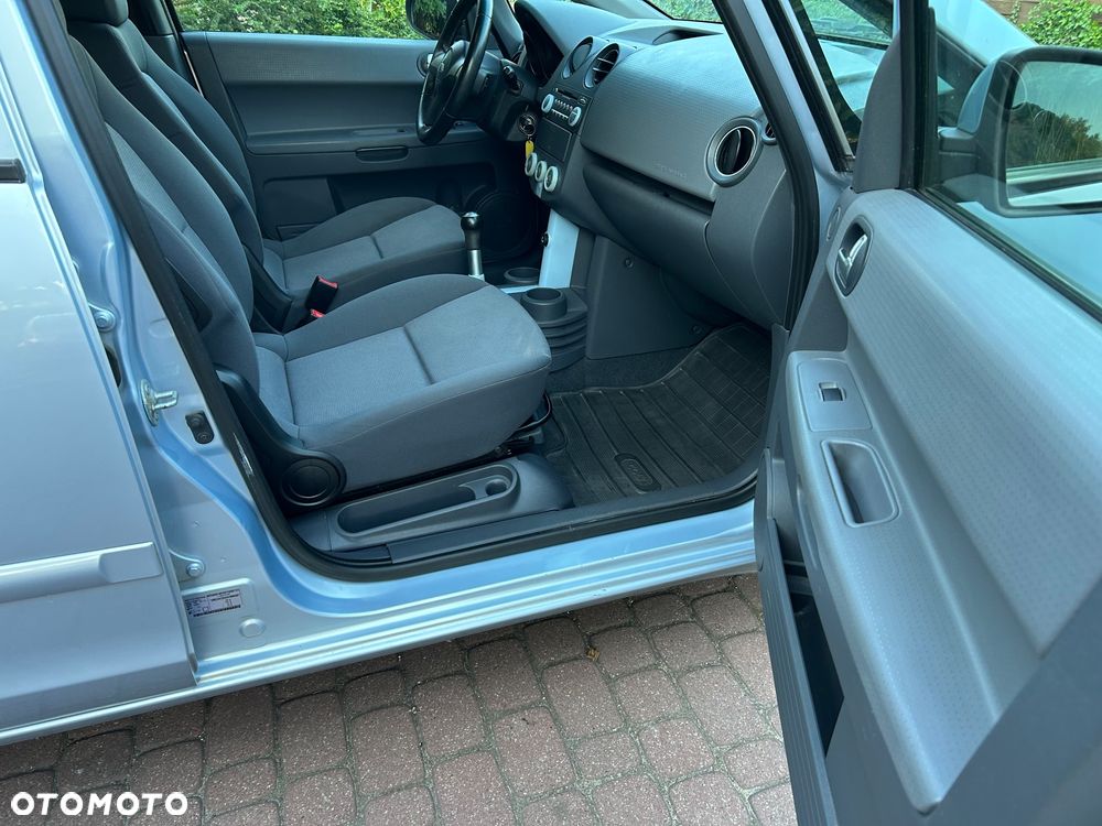 Mitsubishi Colt - 28