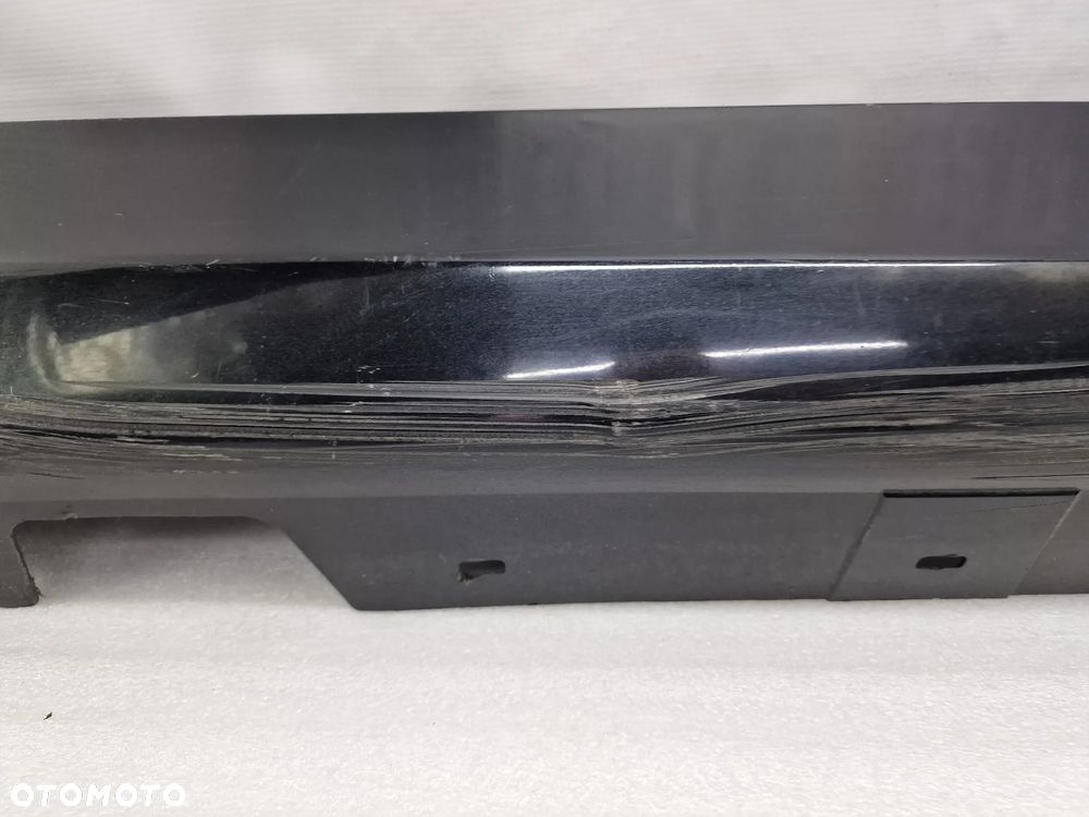 BMW E90 / E91 05- PRAWA LISTWA PROGOWA / NAKŁADKA PROGU , NR 5171-7062298 , NR AUKCJI PR433 - 6