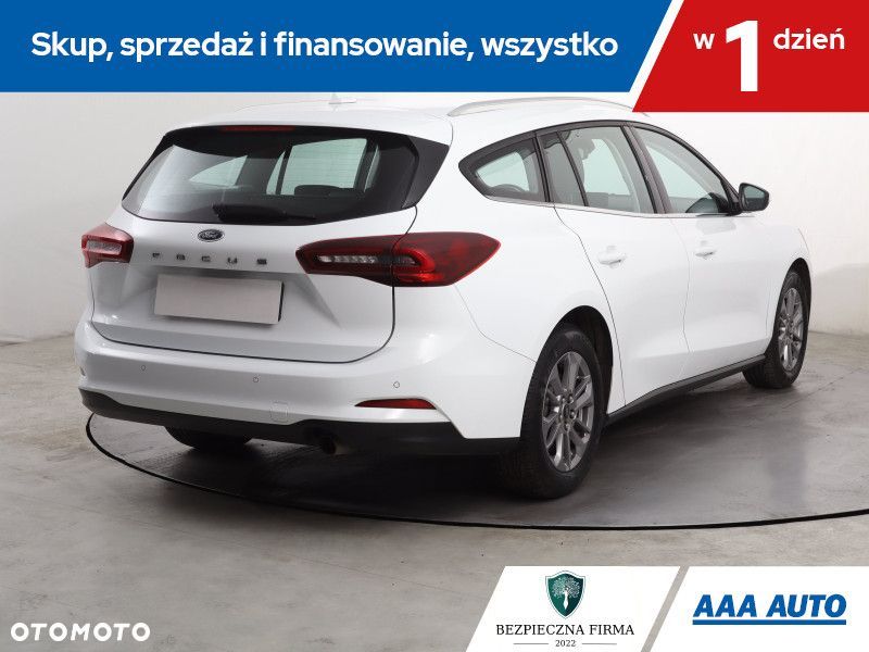 Ford Focus SW - 7