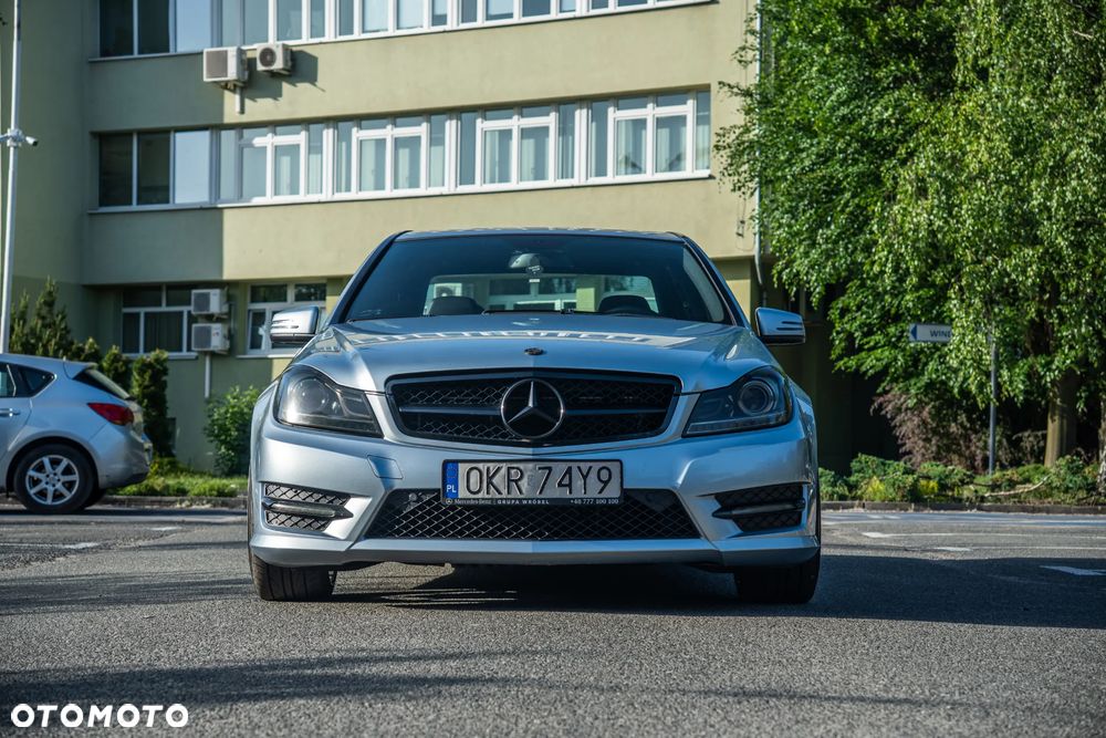Mercedes-Benz Klasa C 350 BlueEff 4-Matic Avantgarde - 5