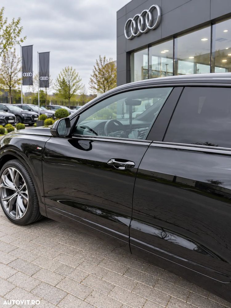 Audi Q8 - 12