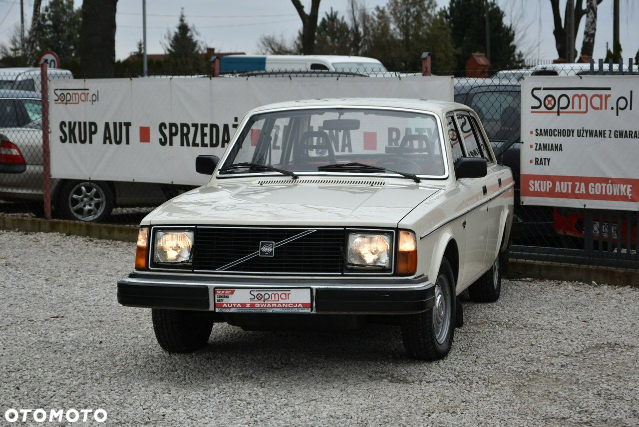 Volvo Seria 200 - 2