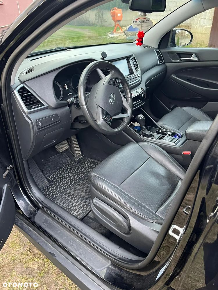 Hyundai Tucson 2.0 CRDI 4WD Automatik Style - 7